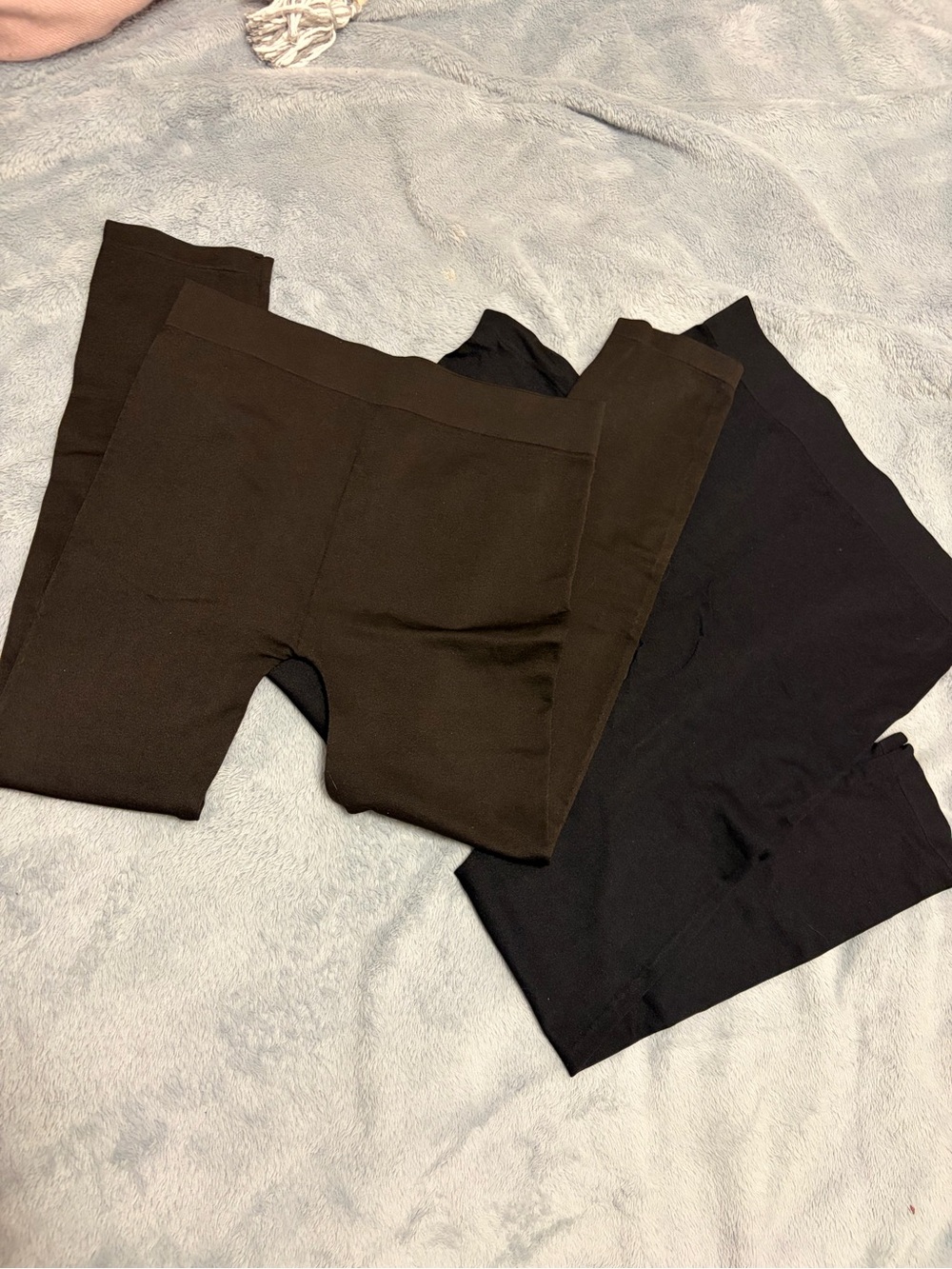 2 Pairs Women’s Seamless Stretch Knit Leggings - Black and Dark Brown NWOT